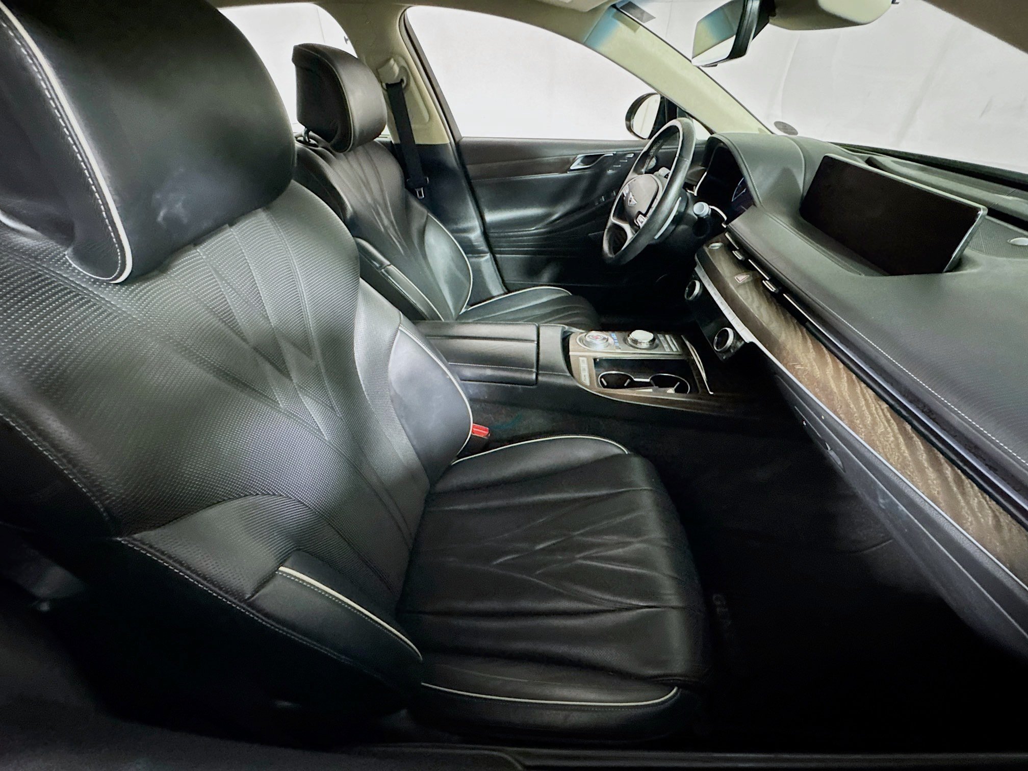 Used 2023 Genesis Electrified G80 AWD/4WD image 27