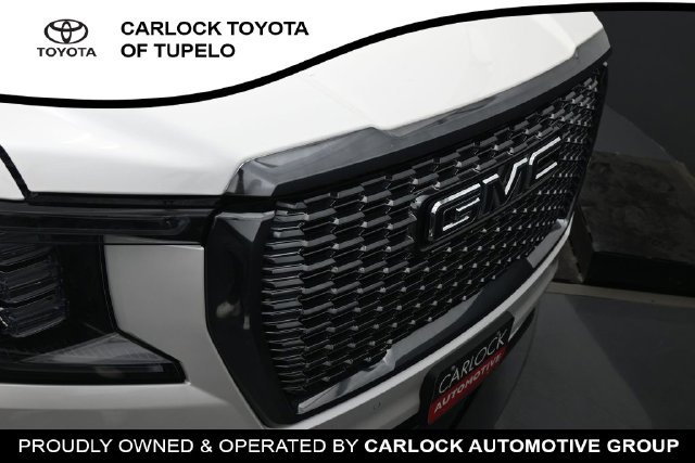 Used 2024 GMC Yukon XL Denali Ultimate AWD/4WD image 40