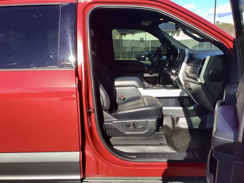 Used 2022 Ford F250 Lariat w/ Chrome Package image 27