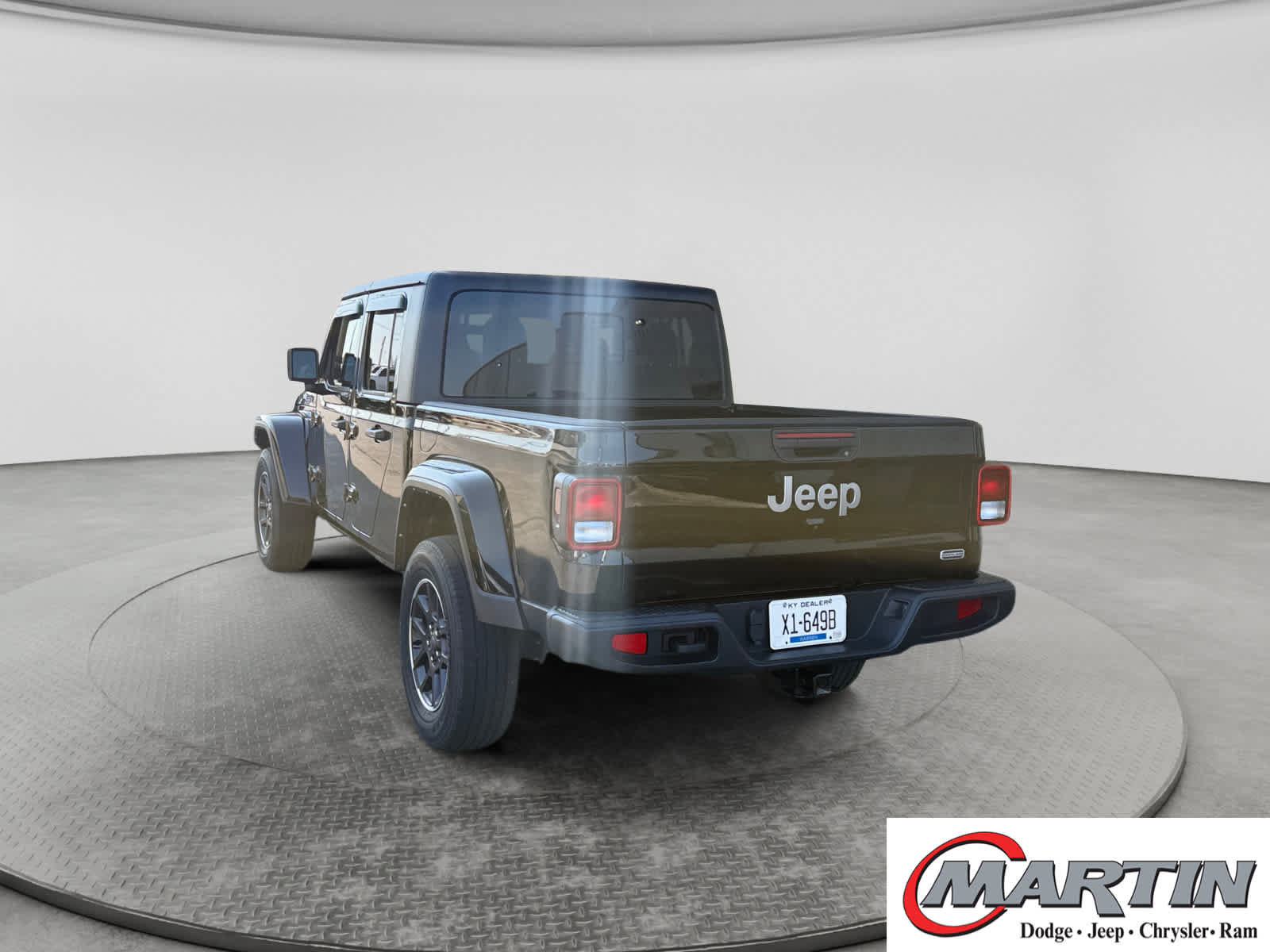 Used 2021 Jeep Gladiator Overland w/ Popular Equipment Package AWD/4WD image 7