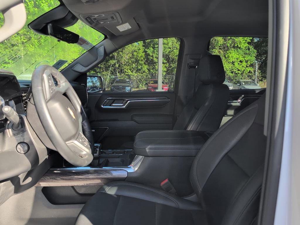 Used 2023 Chevrolet Silverado 1500 LTZ w/ Technology Package image 6