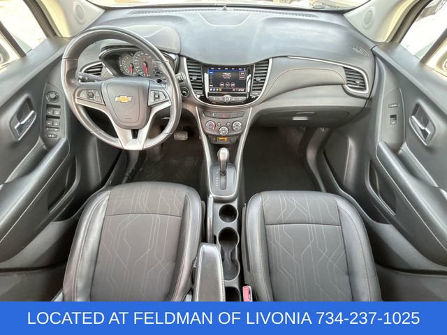 Used 2022 Chevrolet Trax LT w/ LT Convenience Package image 19