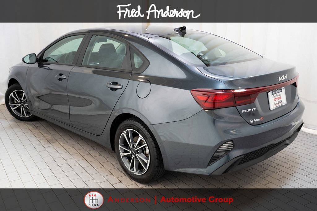 Used 2024 Kia Forte LXS FWD image 3