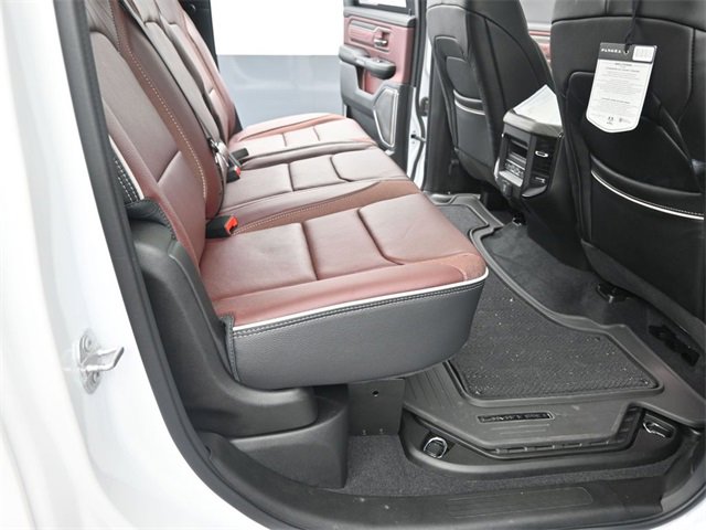 New 2025 RAM 1500 Limited image 18