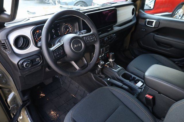 Used 2025 Jeep Wrangler Sport image 9