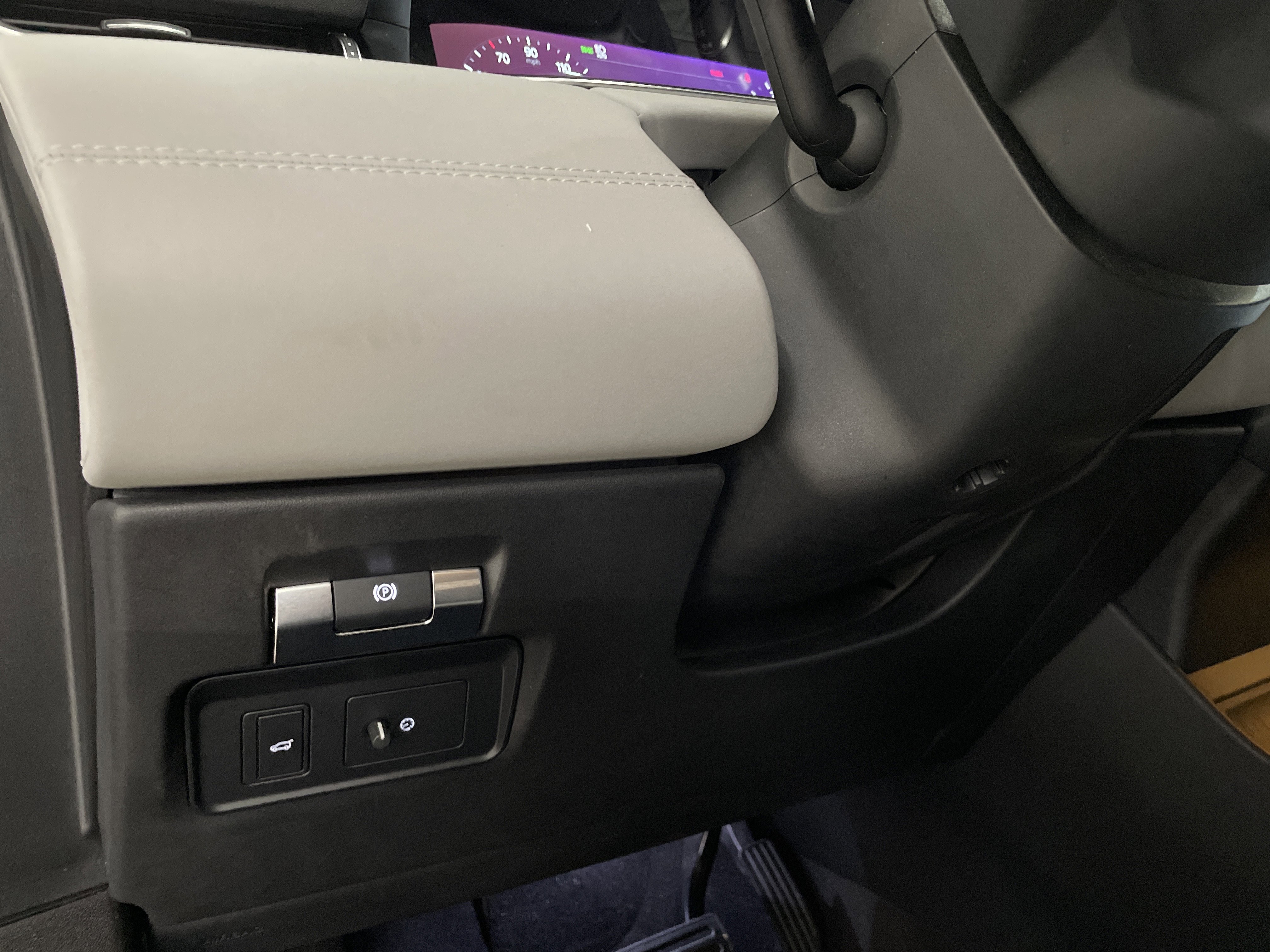 Used 2022 Land Rover Range Rover Evoque SE image 14