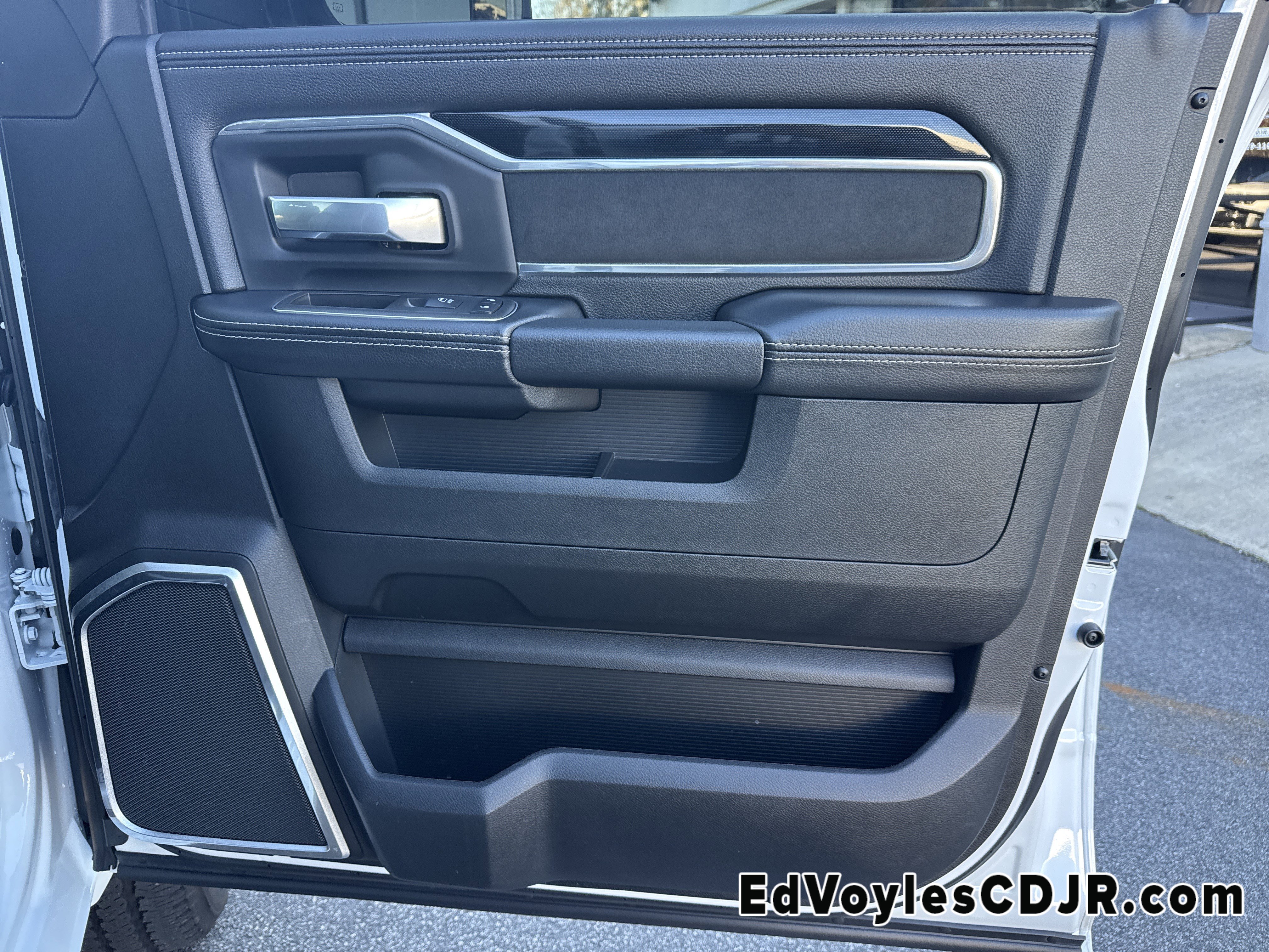 Used 2022 RAM 2500 Laramie image 18