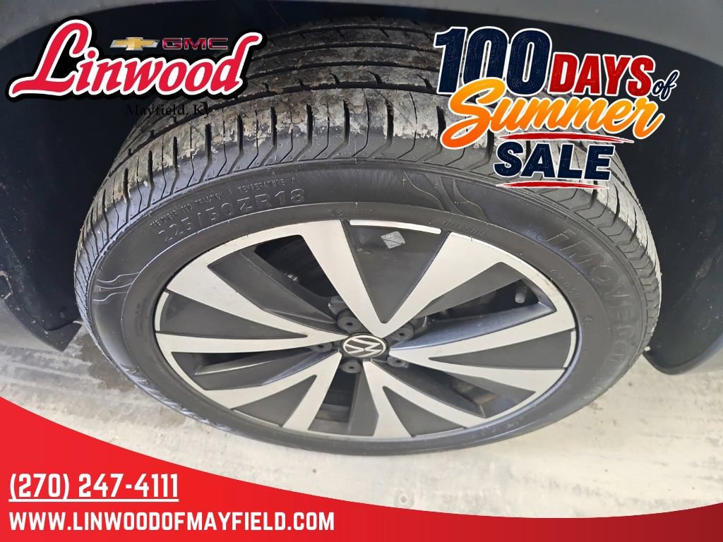 Used 2022 Volkswagen Taos SE AWD/4WD image 9
