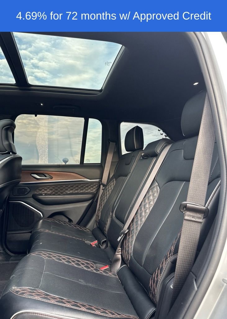 Used 2023 Jeep Grand Cherokee Summit w/ Adv Protech Group IV image 9