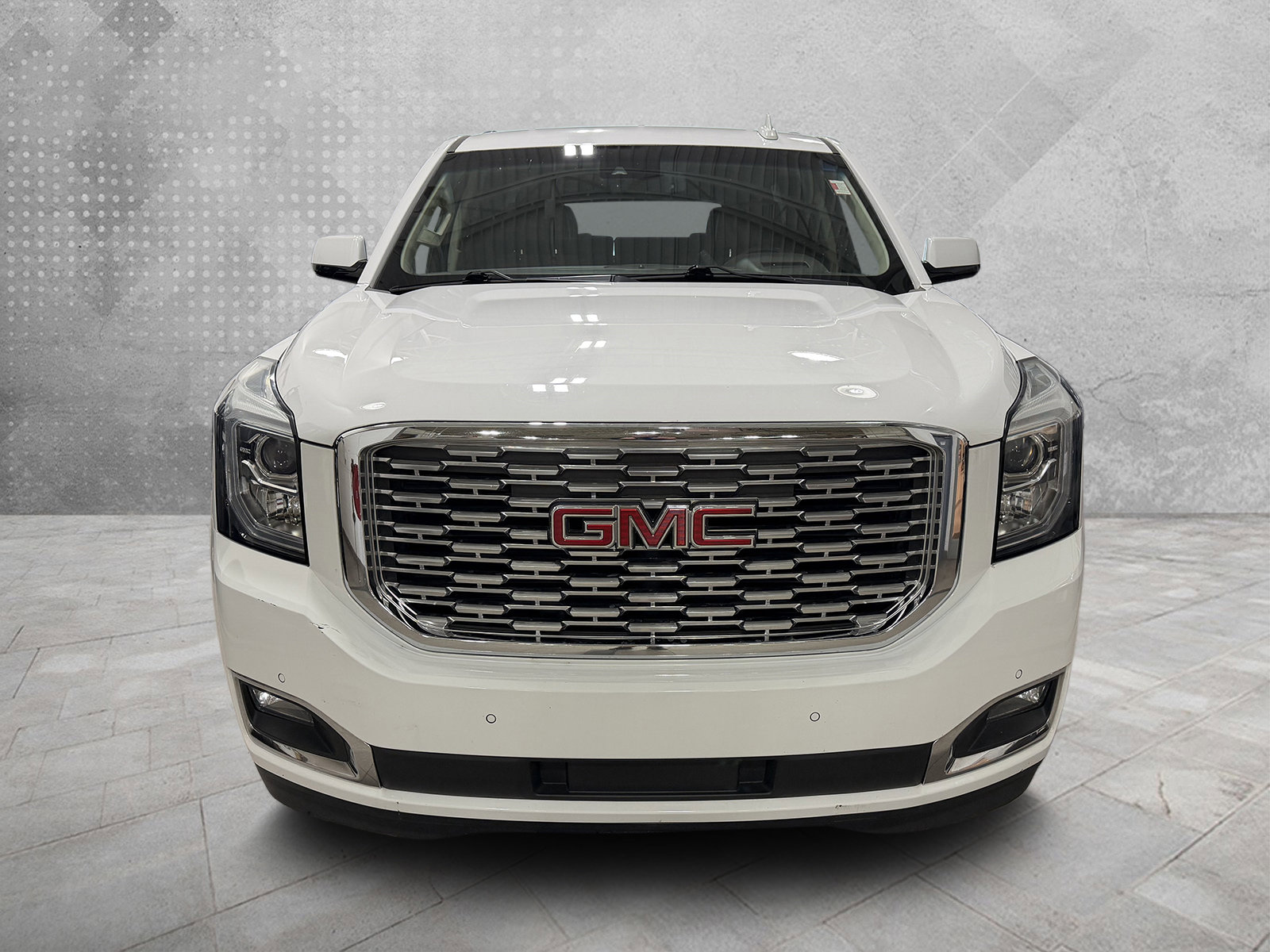 Used 2019 GMC Yukon Denali image 3