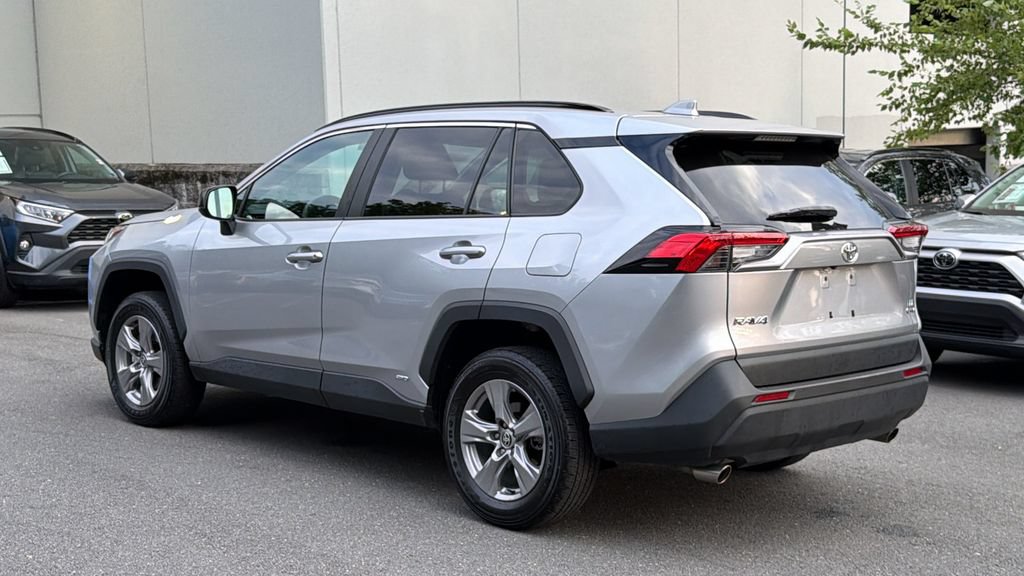 Used 2025 Toyota RAV4 LE AWD/4WD image 3