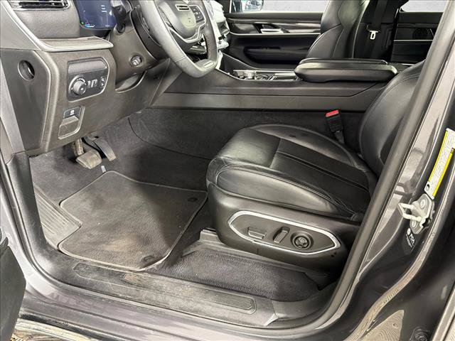 Used 2022 Jeep Wagoneer Series II AWD/4WD image 10