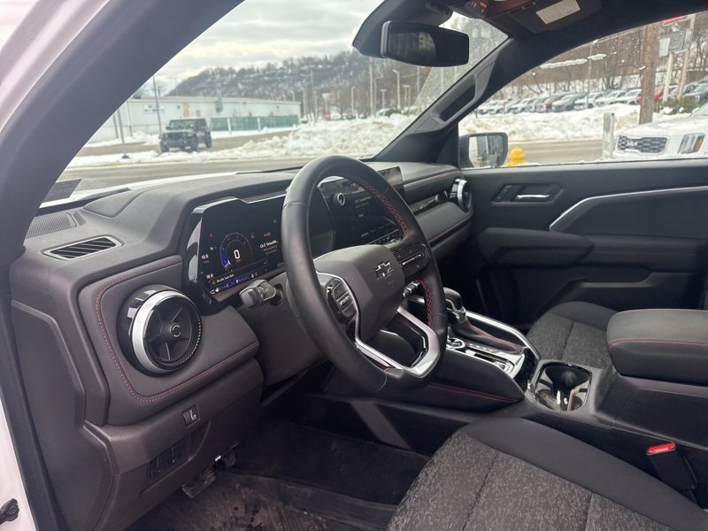 Used 2024 Chevrolet Colorado Z71 w/ Z71 Convenience Package 2 image 12