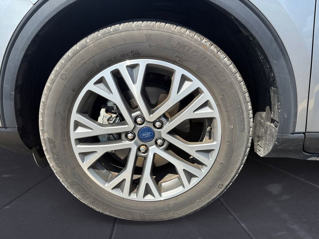 Used 2022 Ford Escape SEL image 14