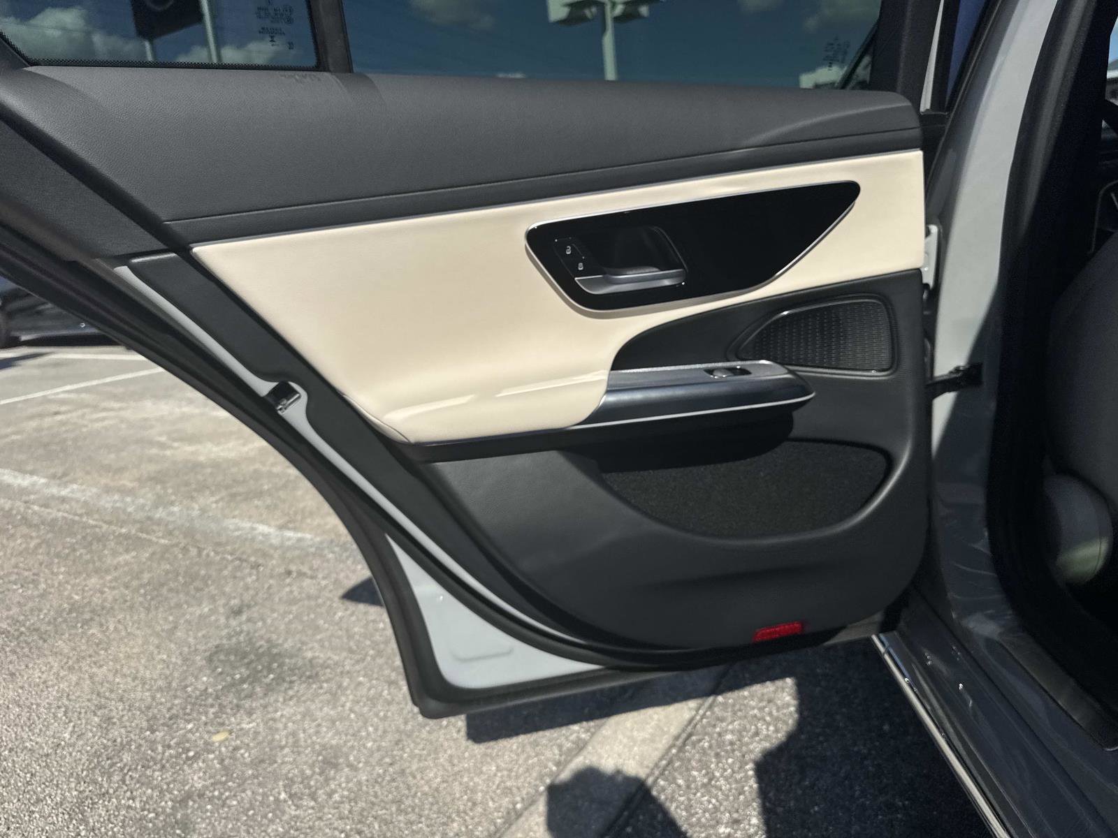 Certified 2024 Mercedes-Benz E 350 4MATIC Sedan image 11