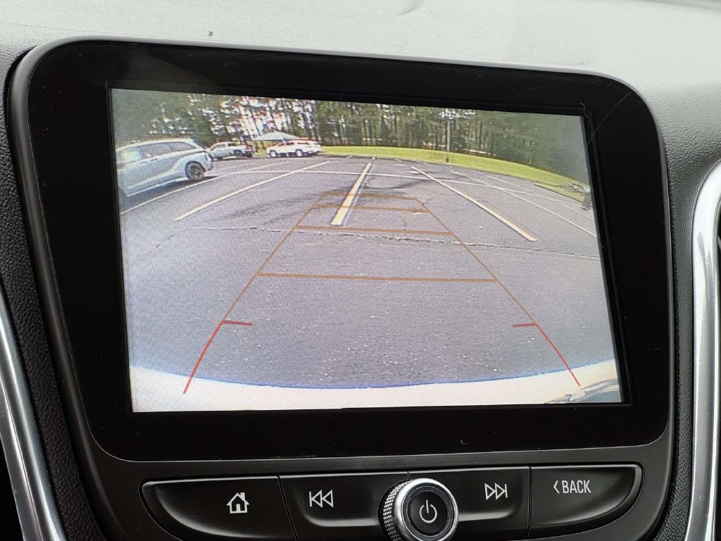 Used 2018 Chevrolet Equinox Premier FWD image 4