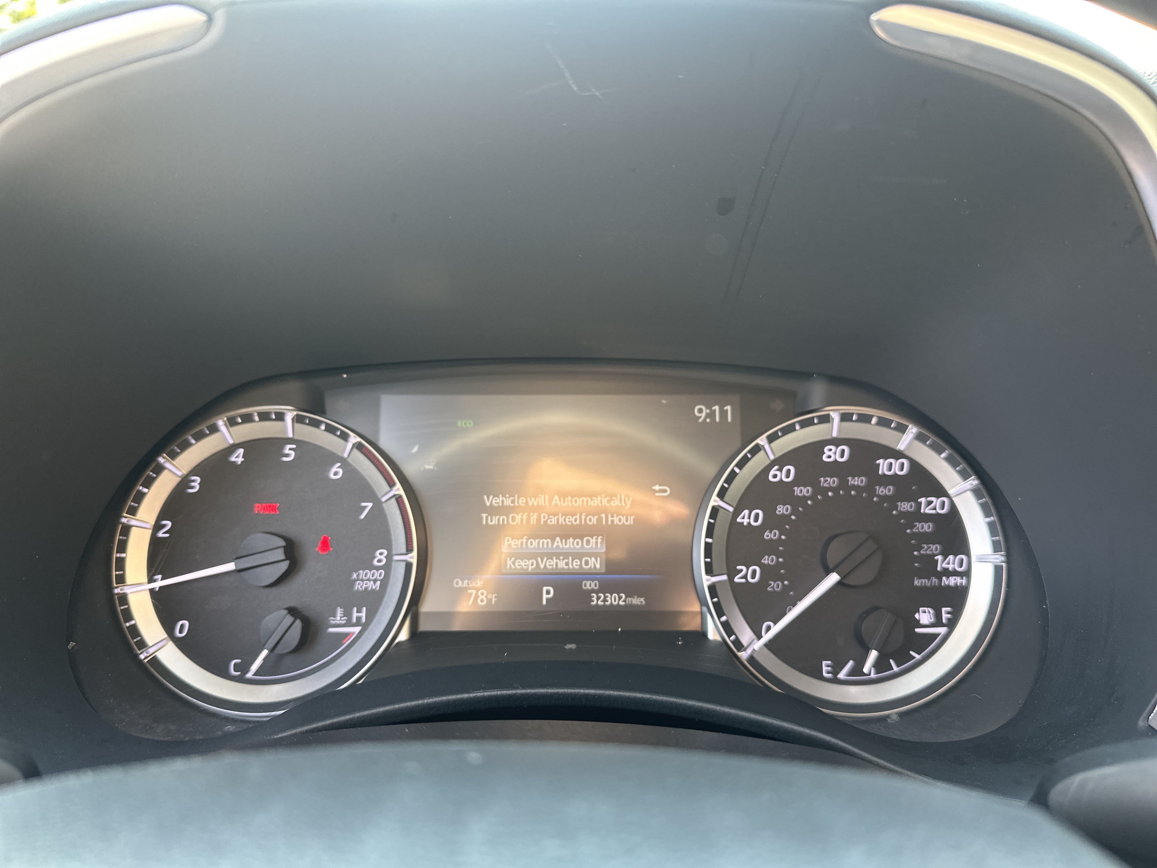 Used 2024 Toyota Highlander XLE FWD image 21