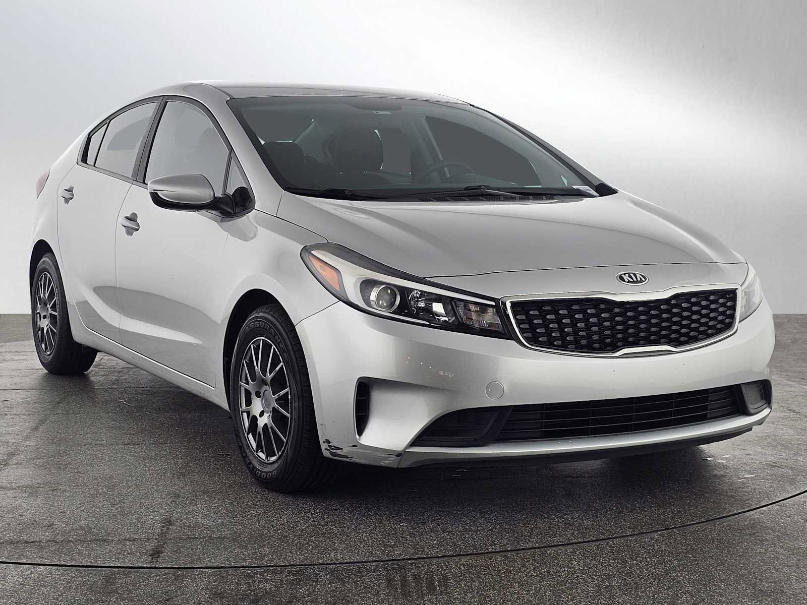 Used 2017 Kia Forte LX w/ LX Popular Package image 7