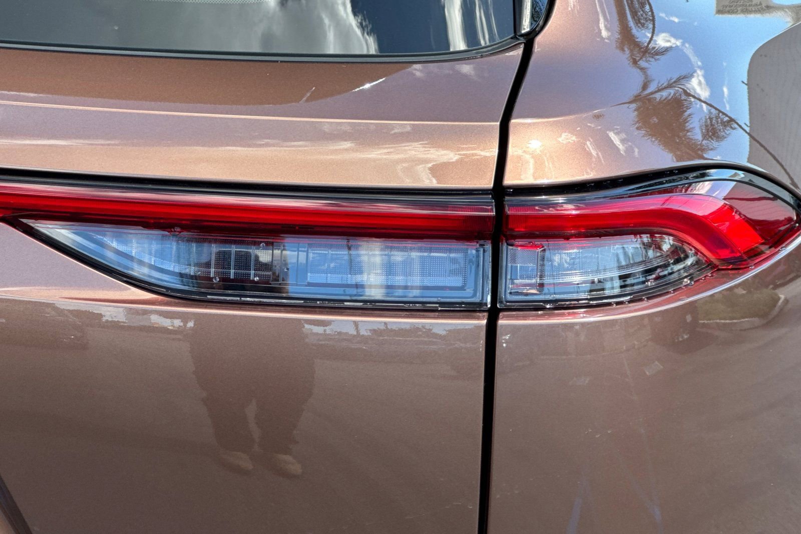 Certified 2025 Toyota Crown Signia image 34