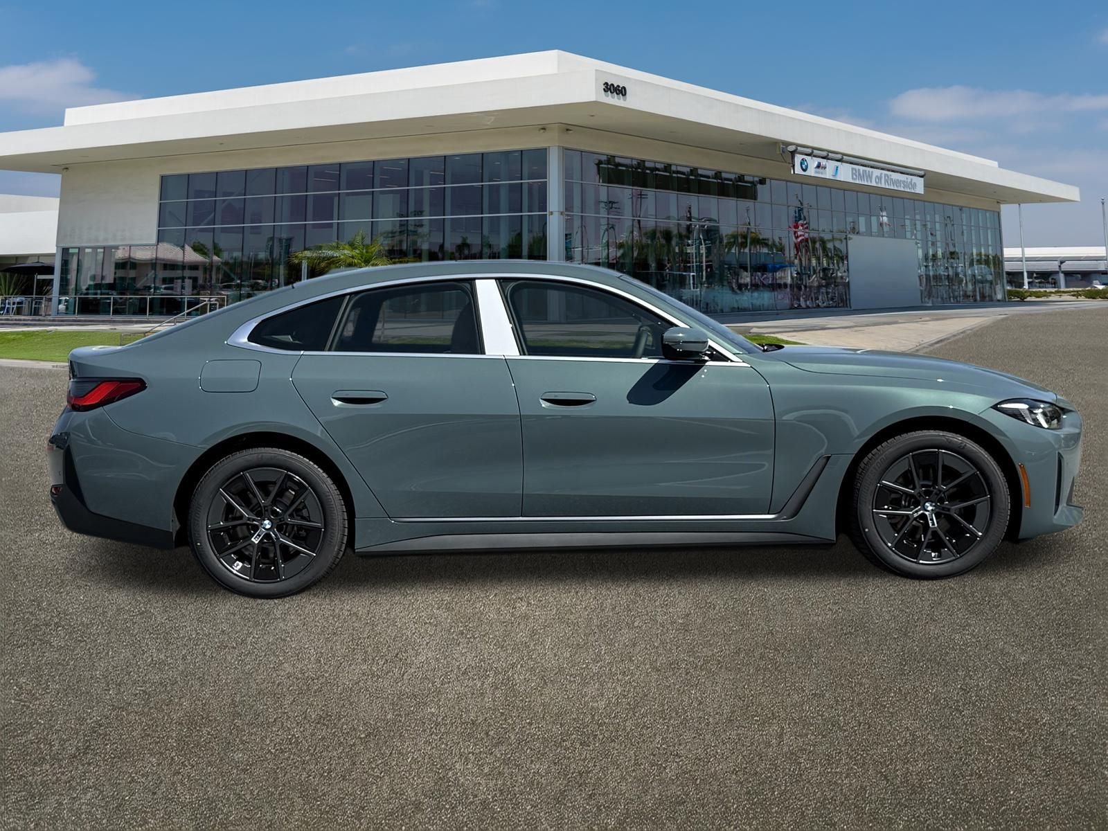 New 2026 BMW i4 eDrive40 RWD image 12
