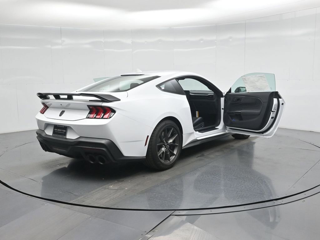 New 2026 Ford Mustang Dark Horse image 5