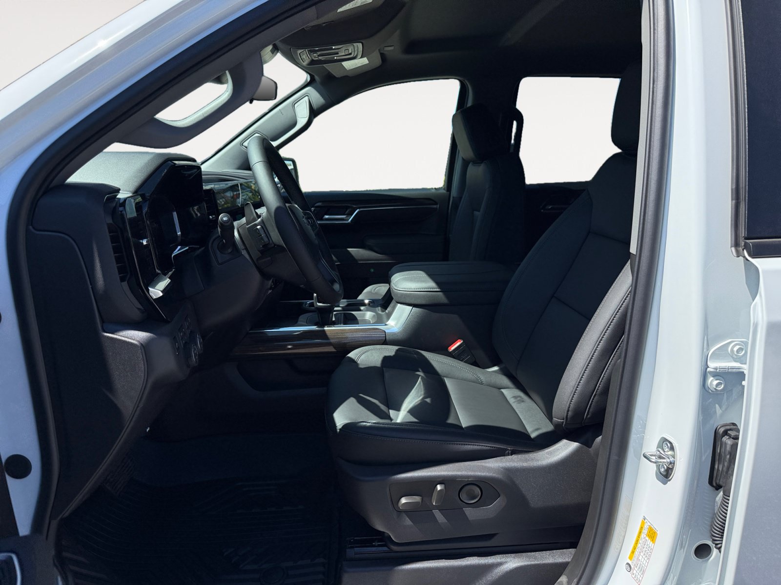 New 2026 Chevrolet Silverado 1500 RST w/ RST All Star Premium Package AWD/4WD image 10