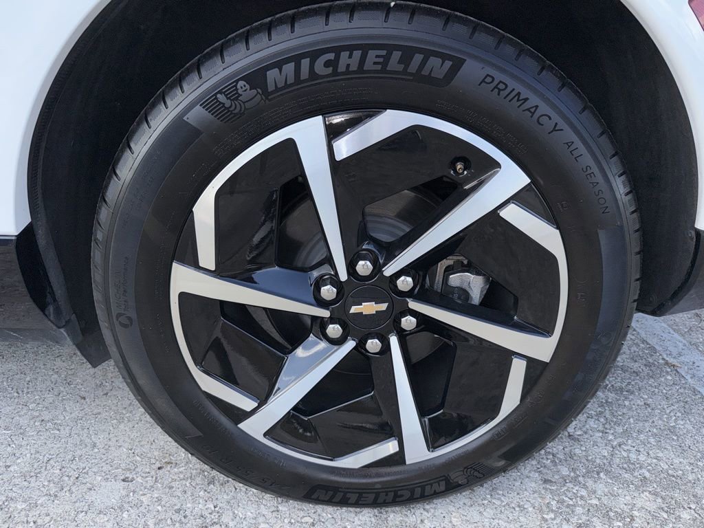 Used 2025 Chevrolet Equinox EV LT w/ Convenience Package FWD image 46