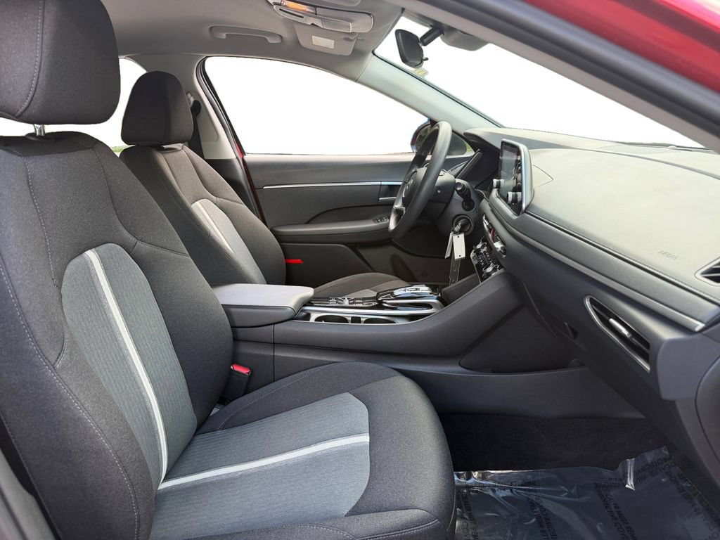 Used 2021 Hyundai Sonata SE FWD image 15