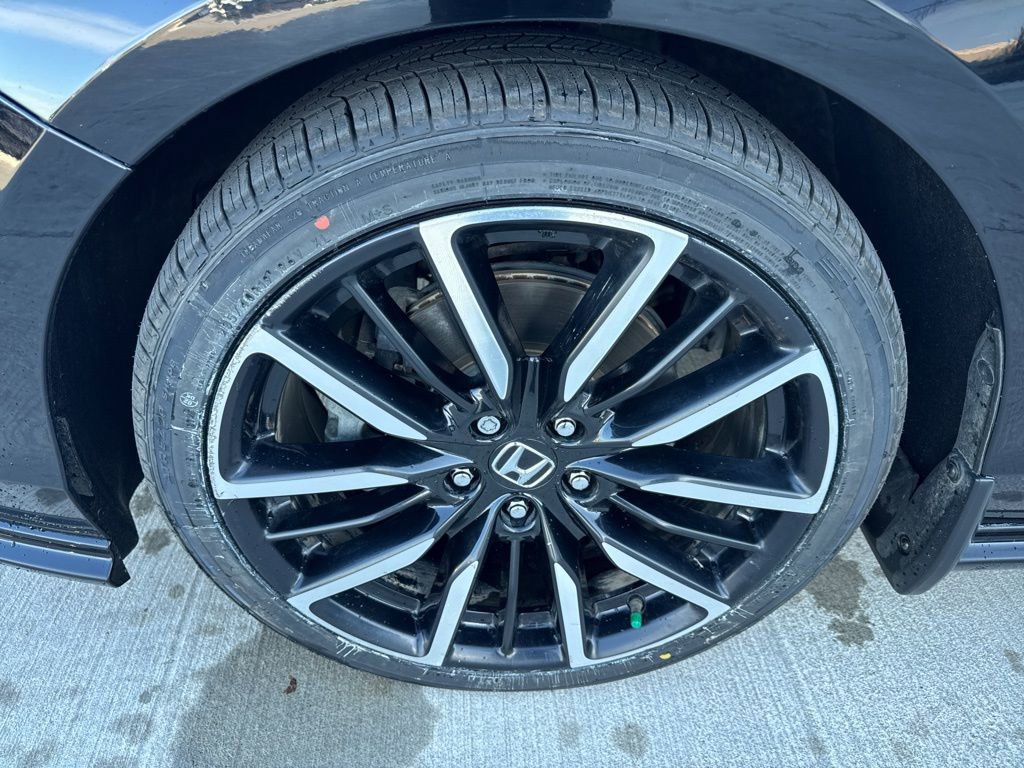 Used 2024 Honda Accord Touring image 22