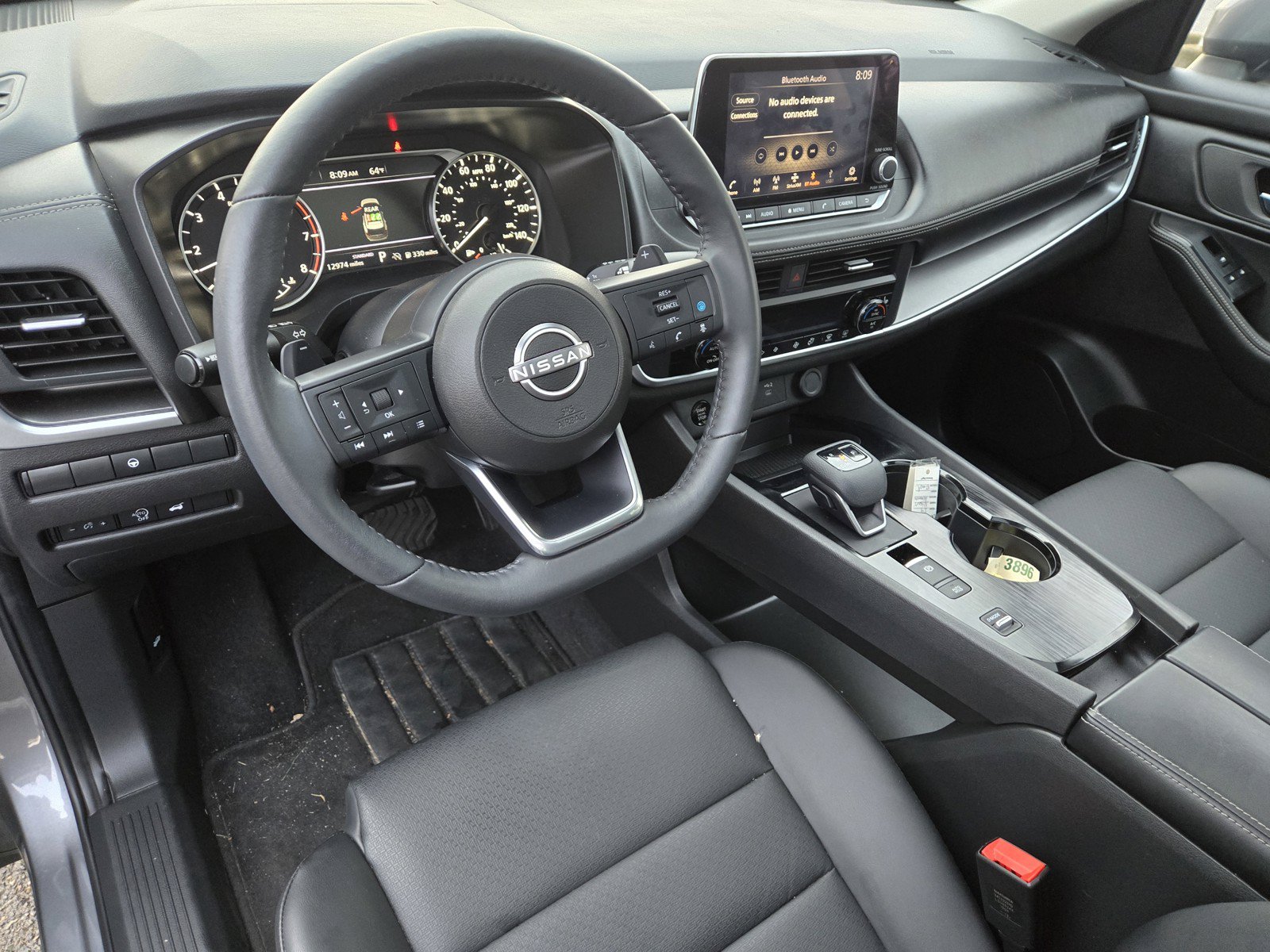 Used 2024 Nissan Rogue SV w/ SV Premium Package FWD image 12