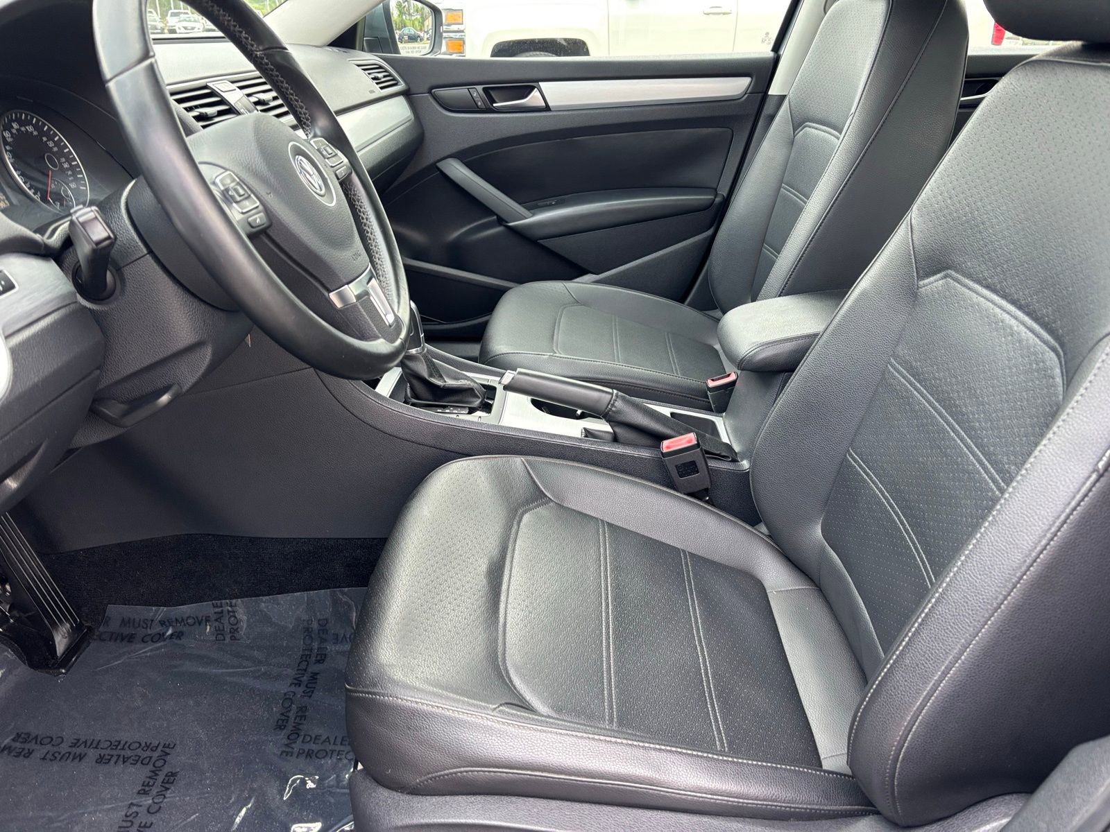 Used 2013 Volkswagen Passat 2.5 SE image 14