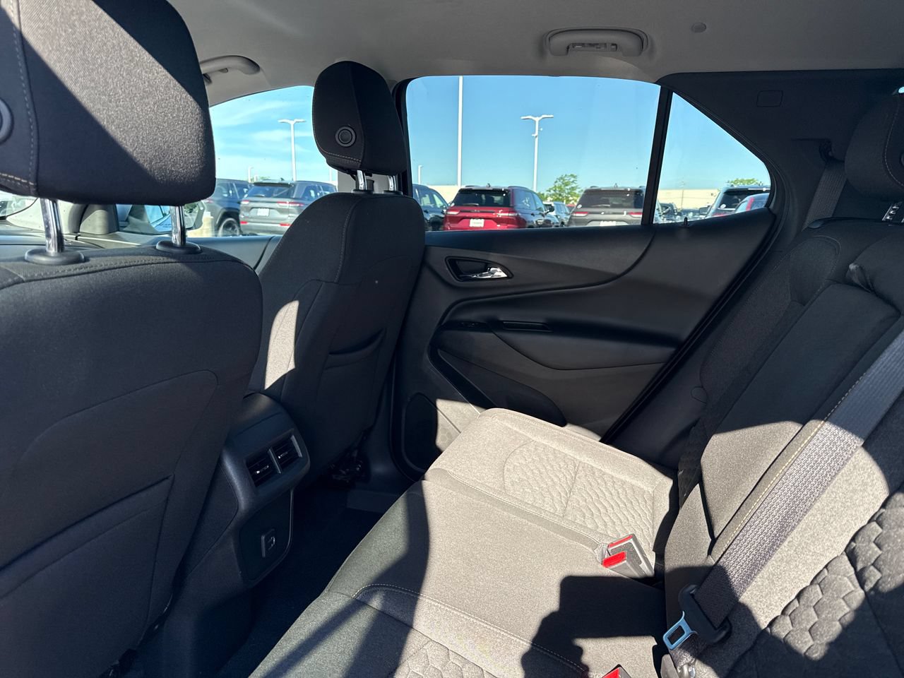 Used 2020 Chevrolet Equinox LT AWD/4WD image 12