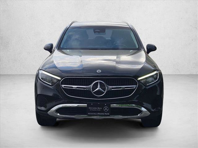 Used 2023 Mercedes-Benz GLC 300 4MATIC image 2