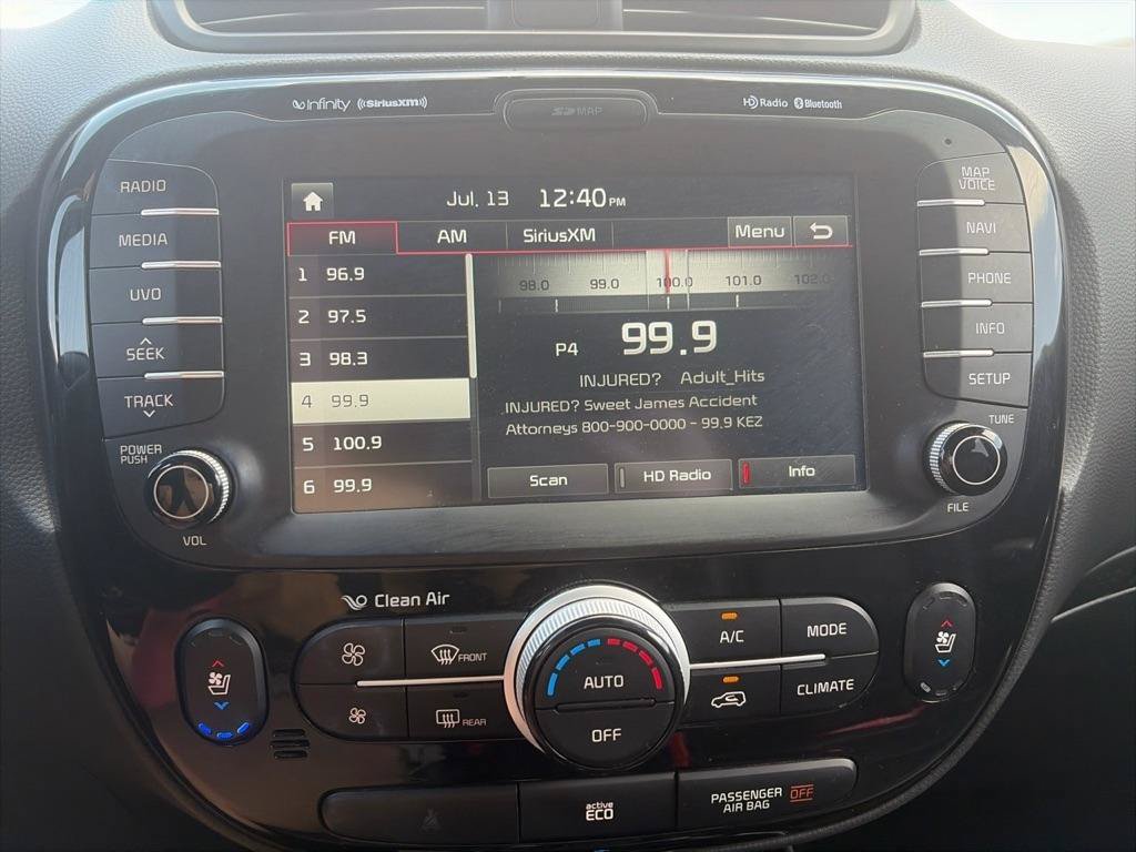 Used 2015 Kia Soul ! w/ Sun & Sound Package FWD image 32