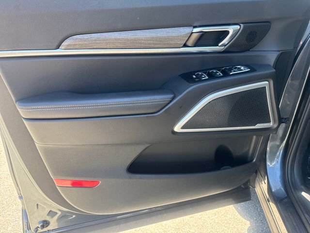 Used 2022 Kia Telluride EX w/ EX Premium Package FWD image 9