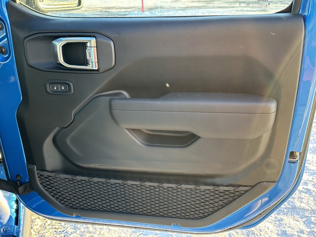 New 2025 Jeep Wrangler Unlimited Rubicon image 19