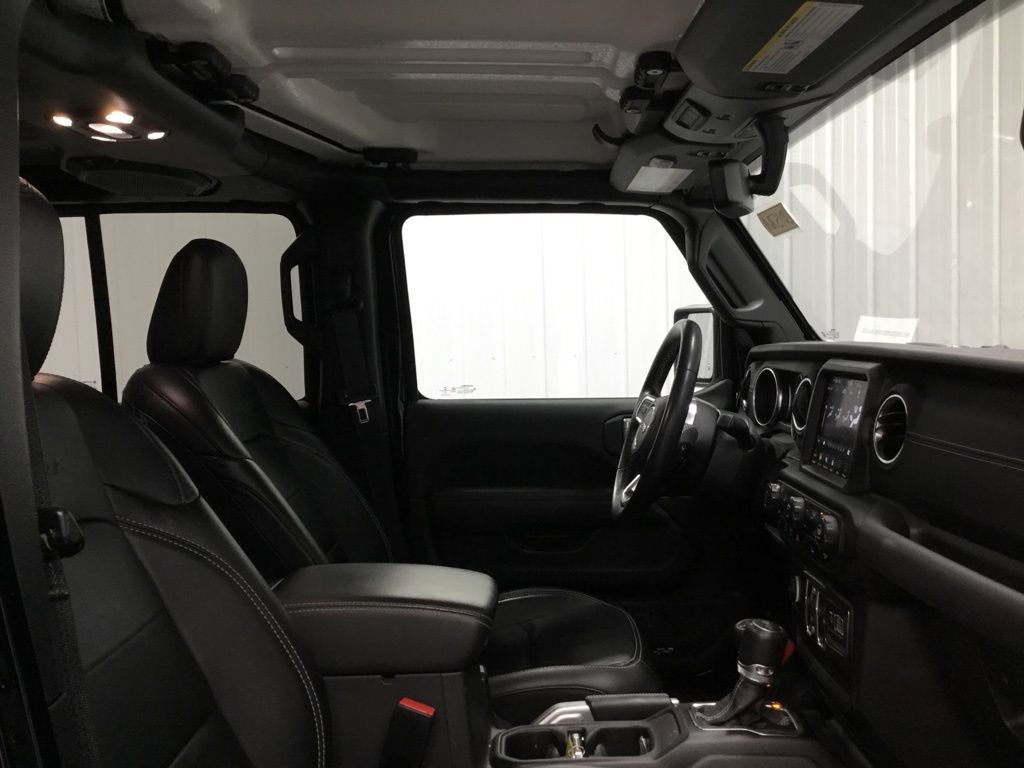 Used 2022 Jeep Wrangler Unlimited Sahara image 20