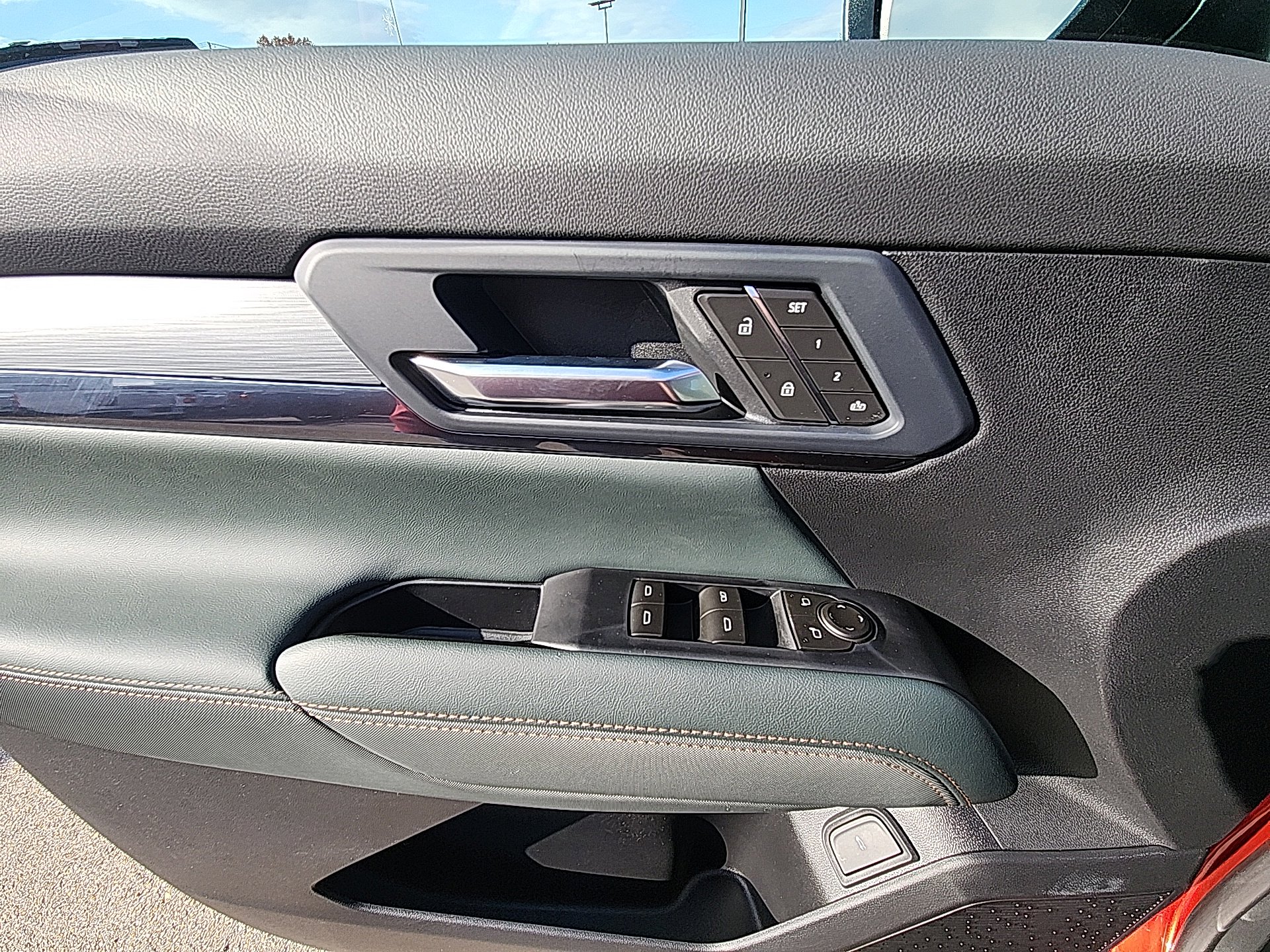 New 2026 GMC Terrain AT4 w/ Convenience Package III image 13