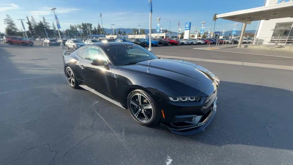 Used 2024 Ford Mustang Coupe image 2