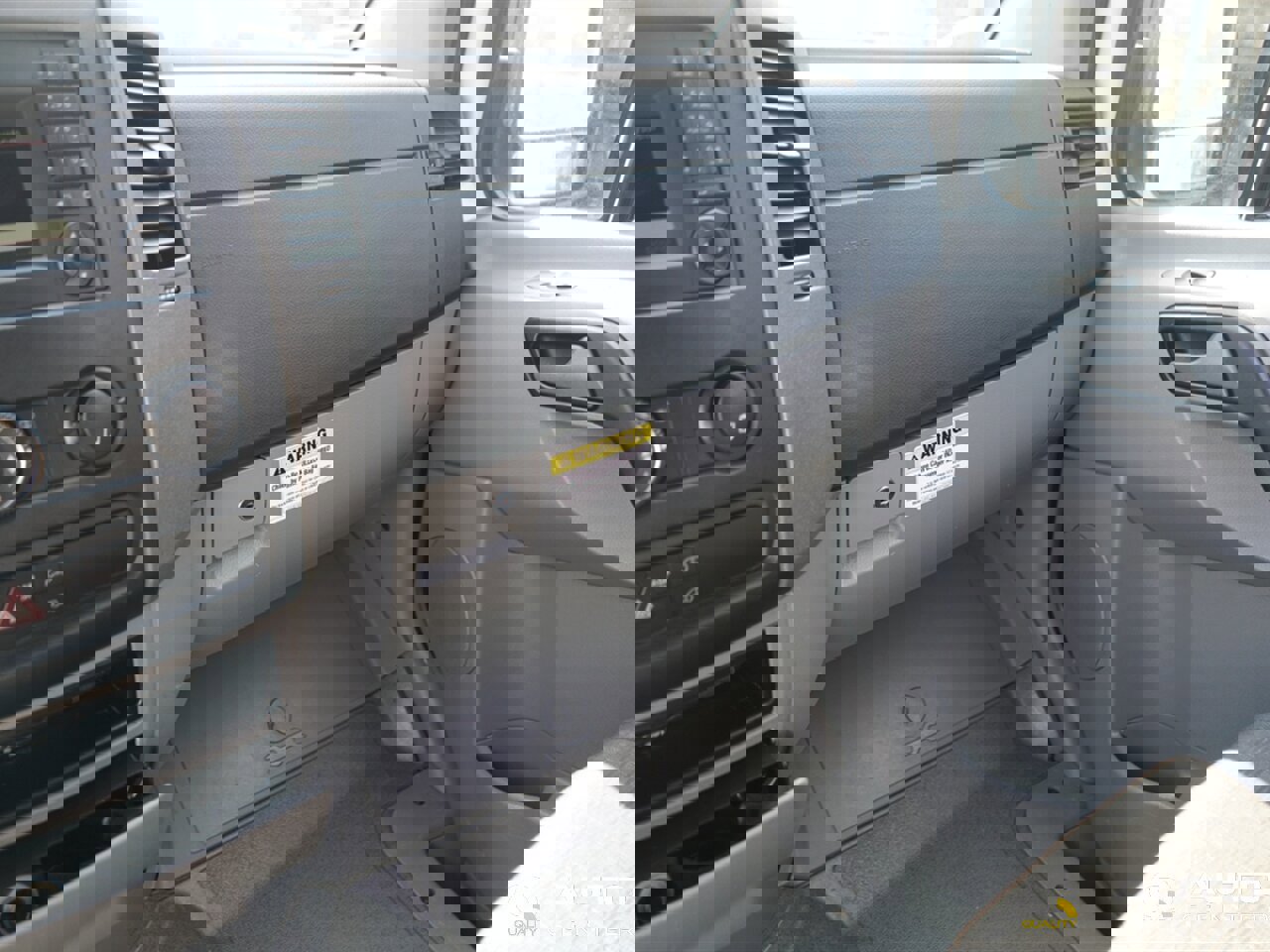 Used 2014 Mercedes-Benz Sprinter 2500 image 16