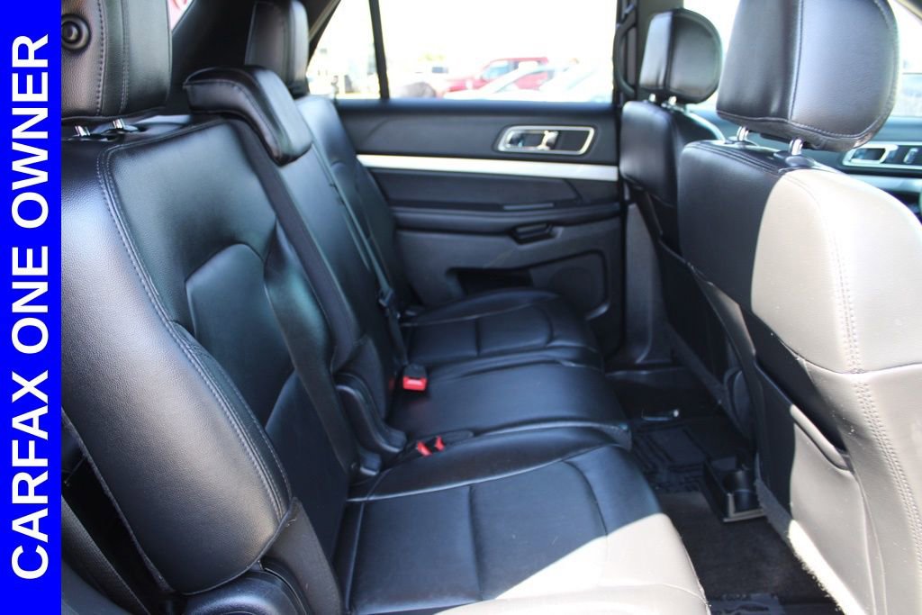 Used 2016 Ford Explorer XLT w/ Equipment Group 202A AWD/4WD image 24