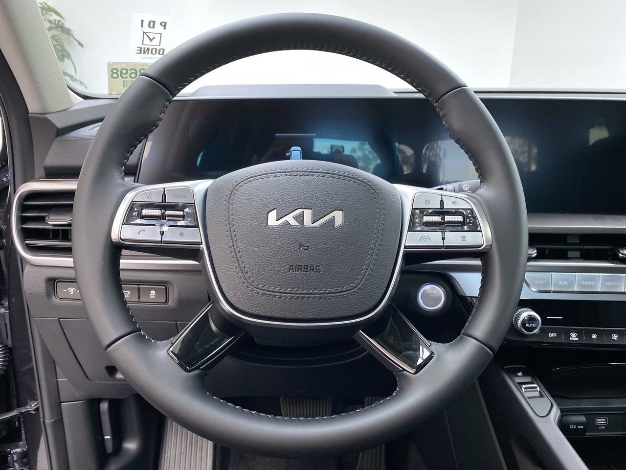 Certified 2025 Kia Telluride S FWD image 22