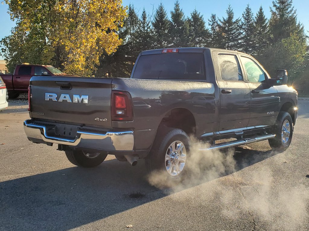 Used 2026 RAM 2500 Big Horn AWD/4WD image 4