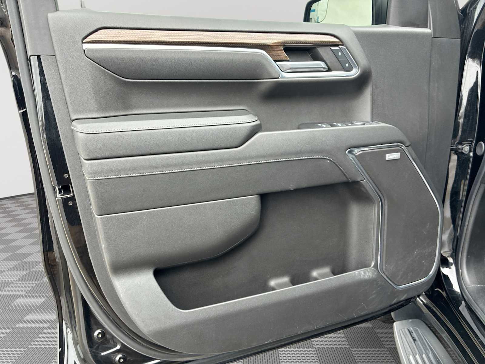 Used 2024 Chevrolet Silverado 1500 RST image 22