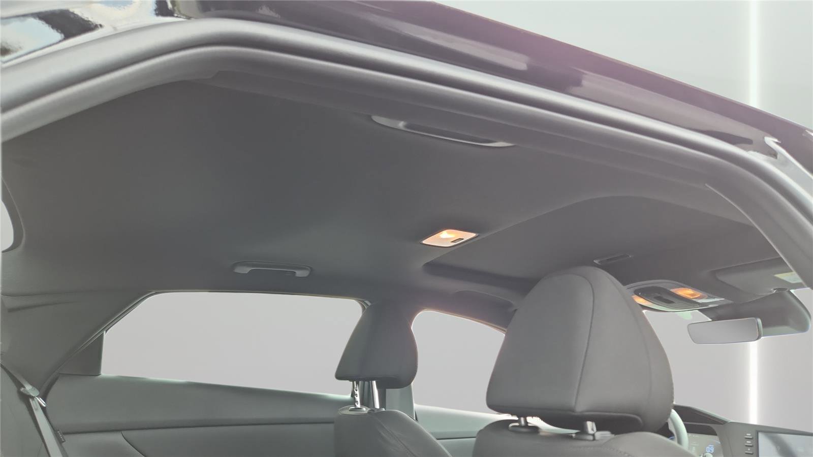 Used 2026 Hyundai Elantra SEL Sport Premium FWD image 16