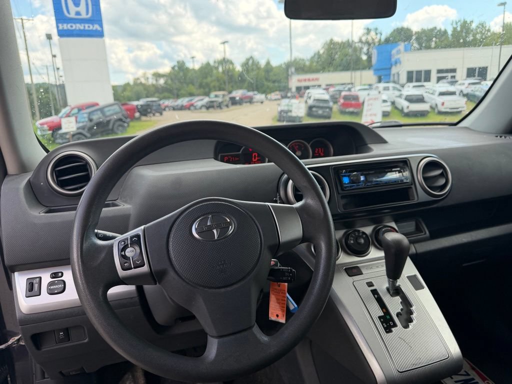 Used 2012 Scion xB FWD image 8