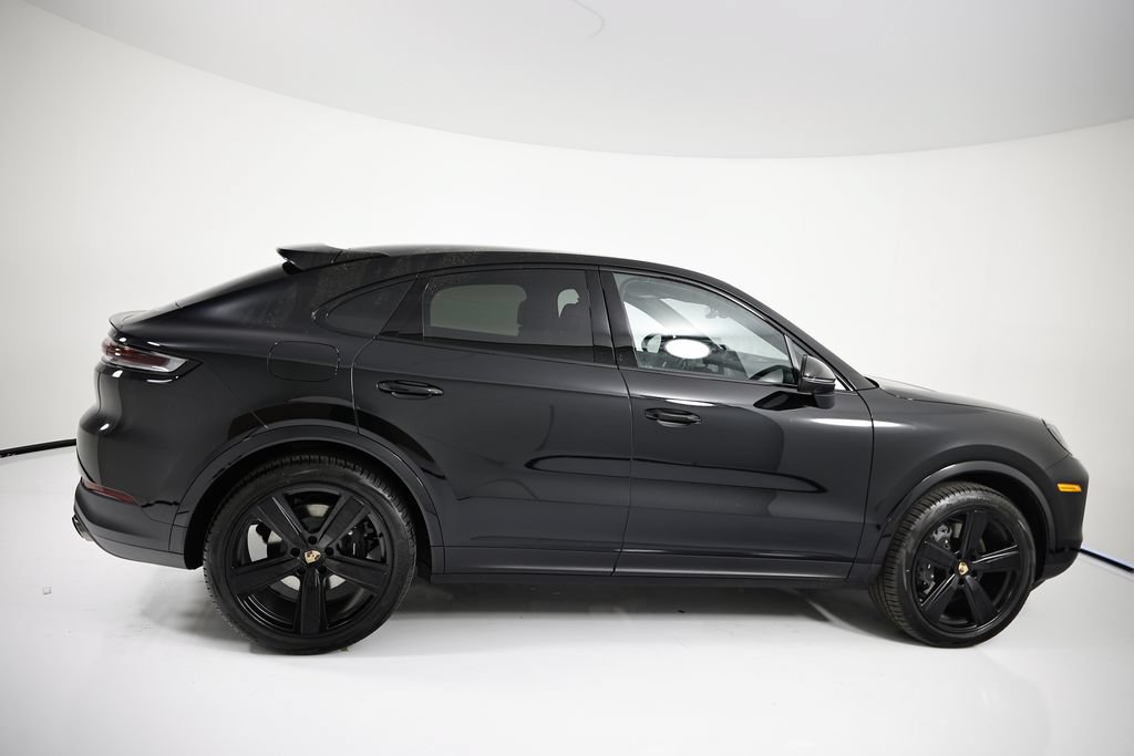 New 2026 Porsche Cayenne Coupe AWD/4WD image 8