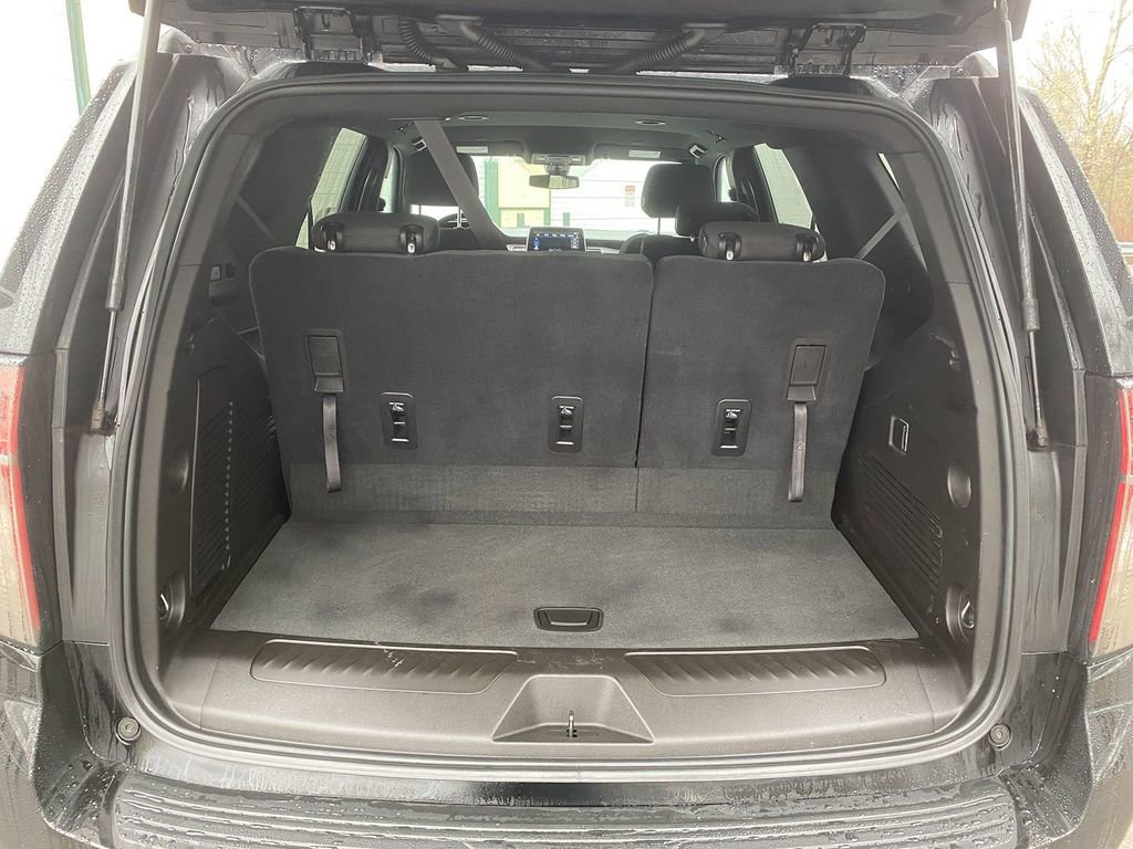 Used 2021 Chevrolet Tahoe LS image 25