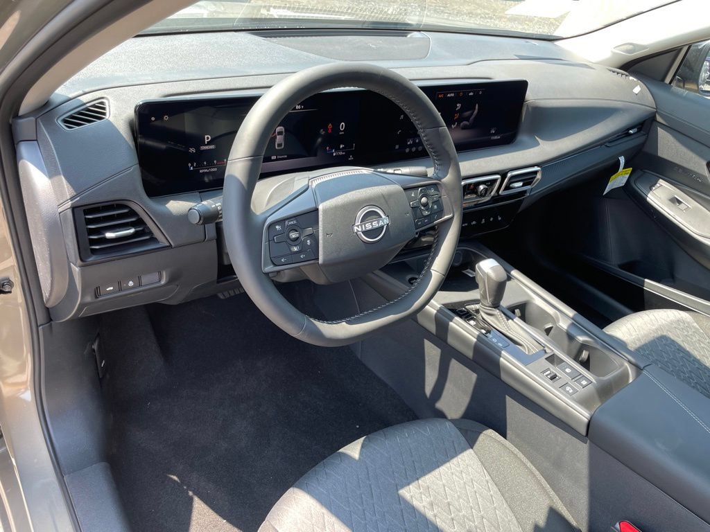 New 2026 Nissan Sentra SV w/ SV Convenience Package FWD image 9