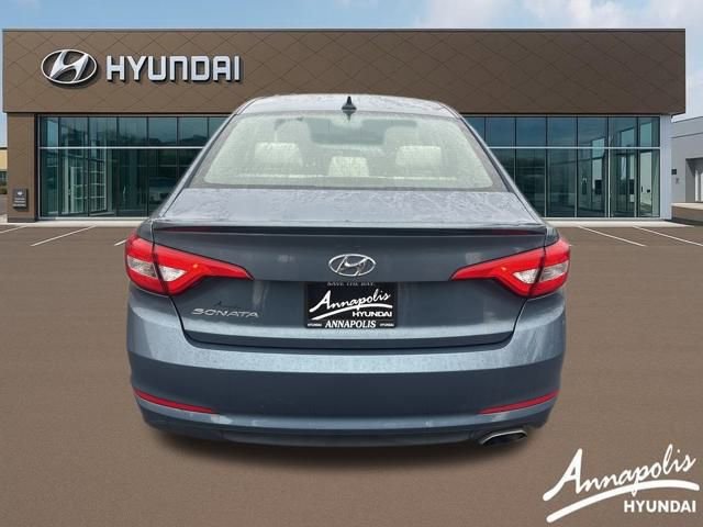 Used 2015 Hyundai Sonata SE image 4